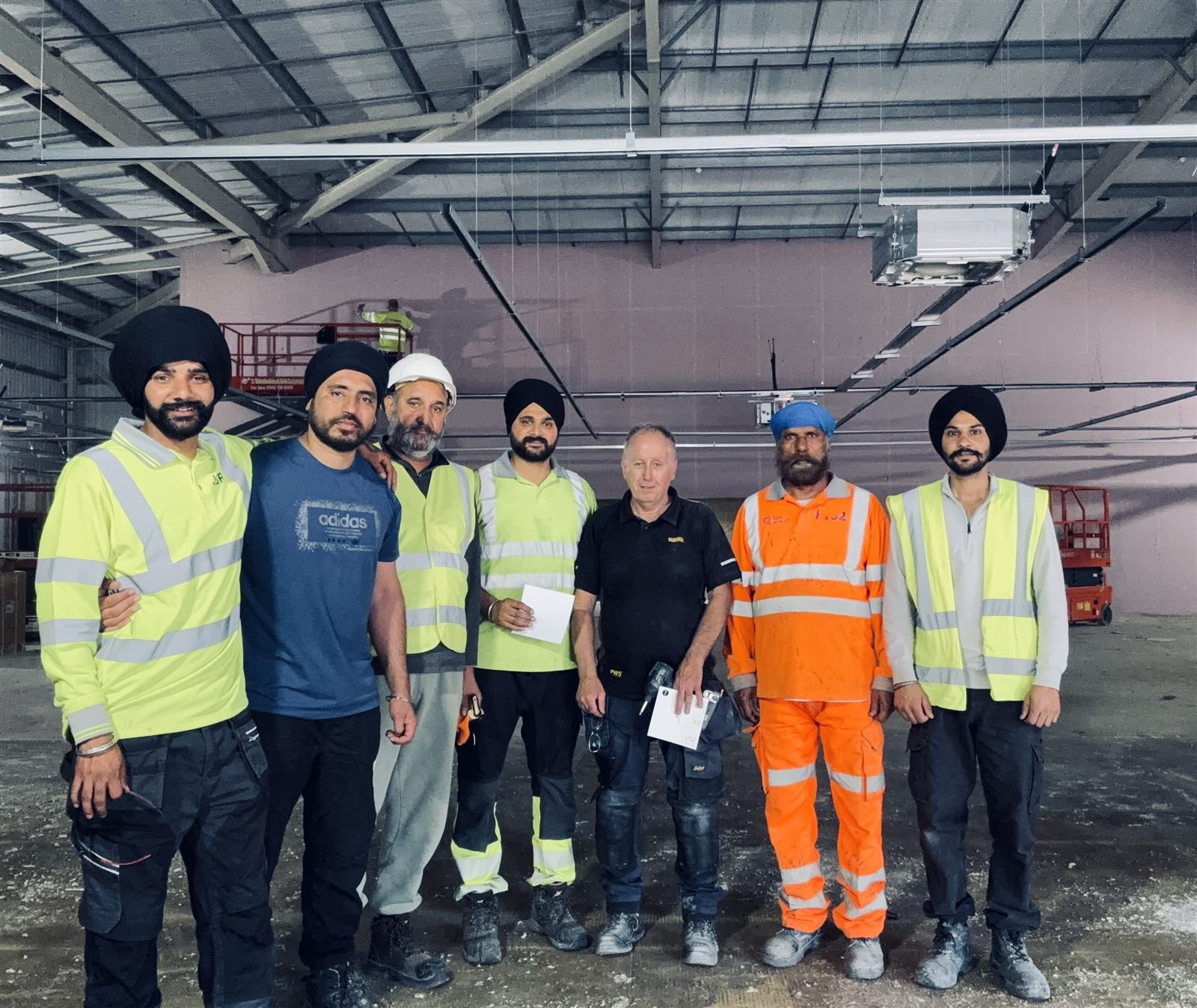 JSR Contracts Limited site and team photo
